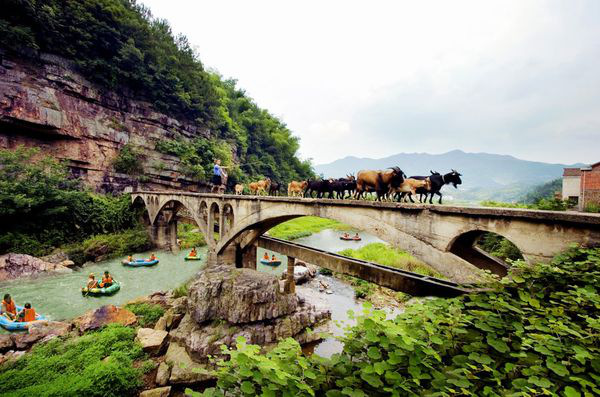 宁乡天紫漂流风景区·度假好去处 _鸿蒙_worl