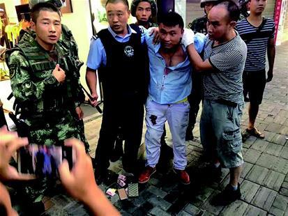 太壕!刘强东一句话员工感动哭:改变了人生 _鸿