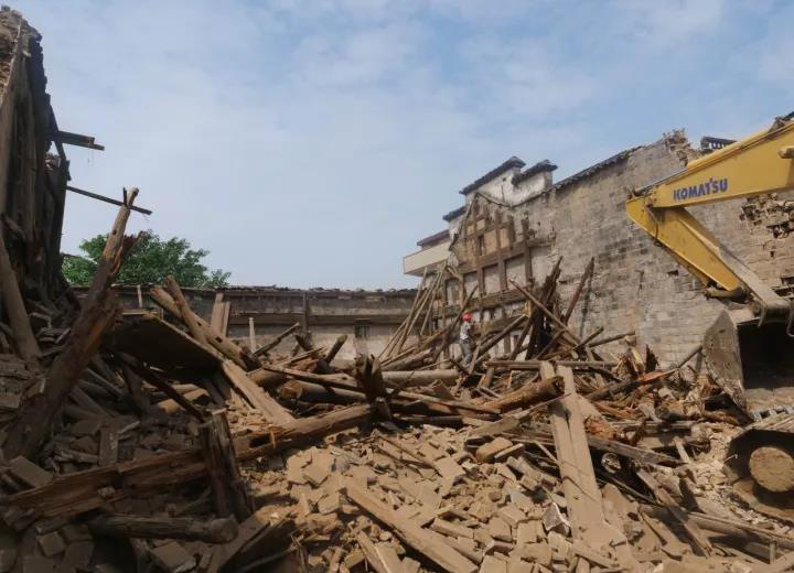 丰城市召开秀美乡村建设现场推进会