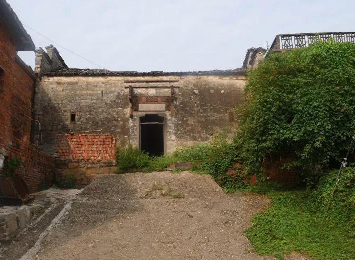 丰城市召开秀美乡村建设现场推进会